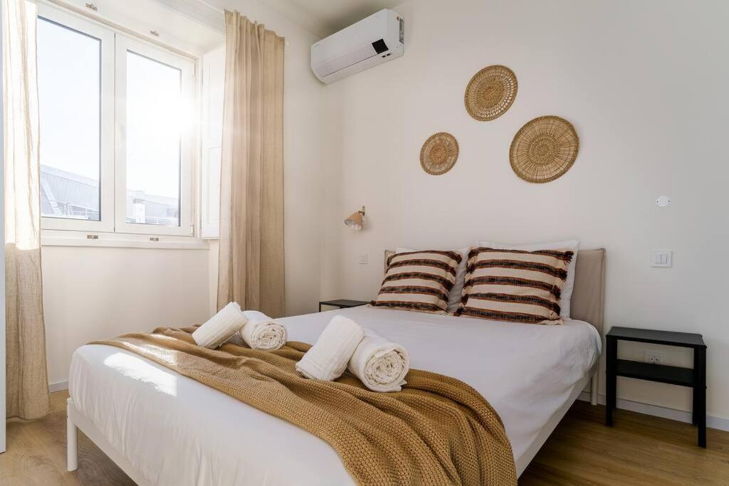 Modern & Bright - Faro Mercado Apt 22 Buitenkant foto